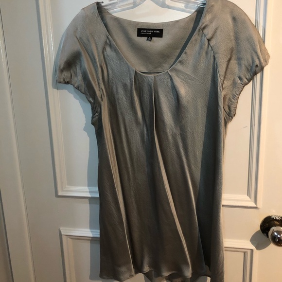 Silver and Black top and skirt set - Picture 2 of 2